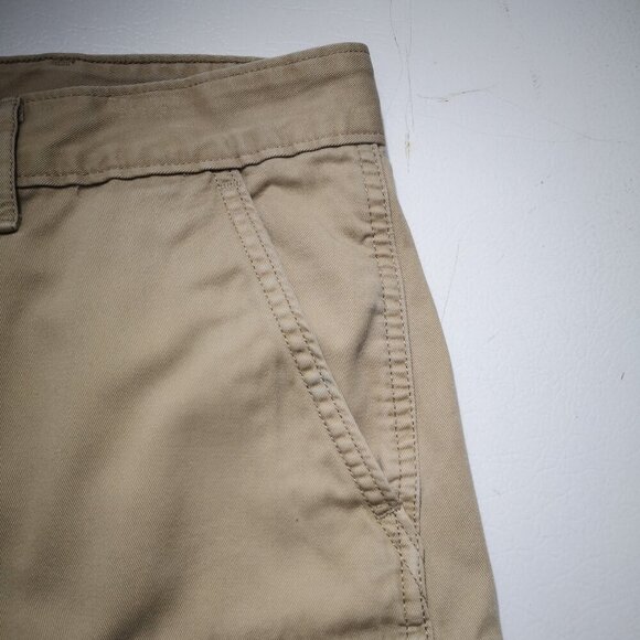 Levi Strauss & Co. Men's Size 36 Zipper & Button Closure Cargo Shorts - Picture 10 of 16